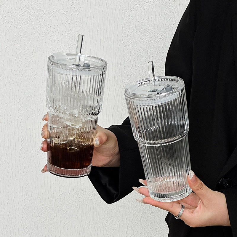Ribbed Glass Tumbler with Lid & Straw – 500ml